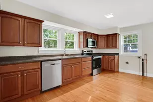 82 Biltmore St, Springfield, MA 01108 - Photo 6