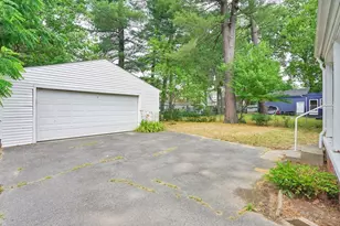 82 Biltmore St, Springfield, MA 01108 - Photo 2