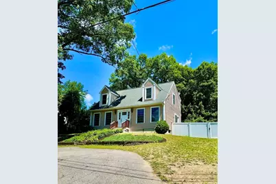 13 N Martin Rd, Amesbury, MA 01913 - Photo 2