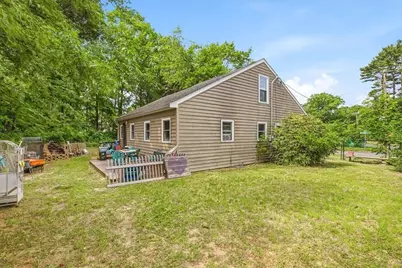 2 Hillwood Ave, Stoughton, MA 02072 - Photo 8
