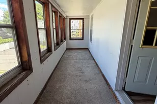 76 Heywood St, Fitchburg, MA 01420 - Photo 10