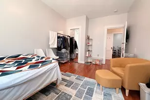 8 Ransom Rd, Boston, MA 02135 - Photo 10