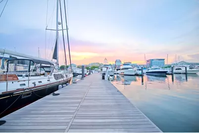 1 Pier 8 #BH, Boston, MA 02129 - Photo 28
