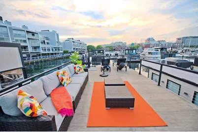 1 Pier 8 #BH, Boston, MA 02129 - Photo 20