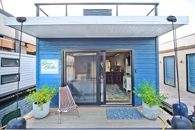 1 Pier 8 #BH, Boston, MA 02129 - Photo 24