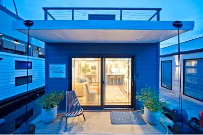 1 Pier 8 #BH, Boston, MA 02129 - Photo 32