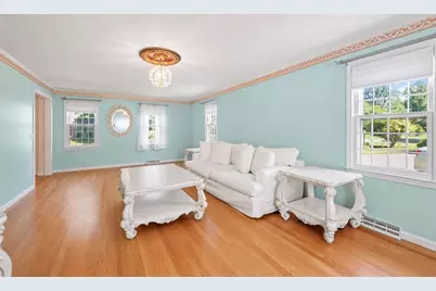 84 Brewster Rd, West Springfield, MA 01089 - Photo 10