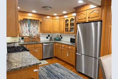 395 East St, Sharon, MA 02067 - Photo 6