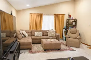 395 East St, Sharon, MA 02067 - Photo 8