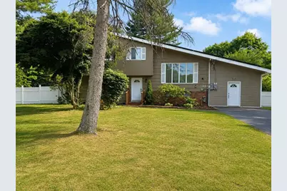 395 East St, Sharon, MA 02067 - Photo 2