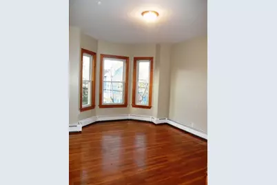 127 Brown #3, Waltham, MA 02452 - Photo 4