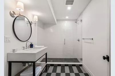 18A Clinton Street #18A, Cambridge, MA 02139 - Photo 24