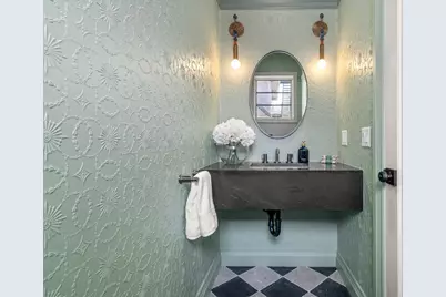 18A Clinton Street #18A, Cambridge, MA 02139 - Photo 8