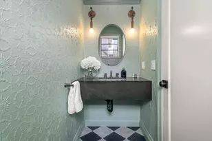 18 A Clinton St, Cambridge, MA 02139 - Photo 8