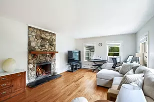 15 George, Dartmouth, MA 02748 - Photo 2