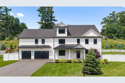 1 Lincoln Ct, Medfield, MA 02052 - Photo 1