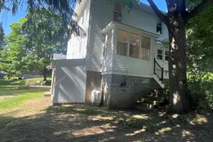 186 North St, Ware, MA 01082 - Photo 36
