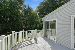 7 Brookside Ct, Methuen, MA 01844 - Photo 32
