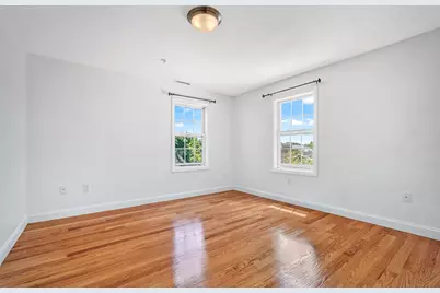 29 Spruce St #42, Waltham, MA 02453 - Photo 28