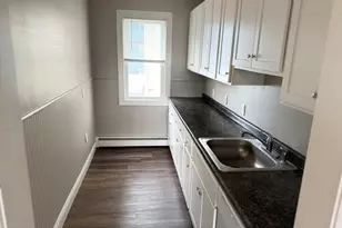 18 Proctor St, Haverhill, MA 01832 - Photo 4
