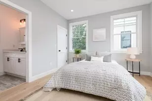 115 Beacon St, Somerville, MA 02143 - Photo 10
