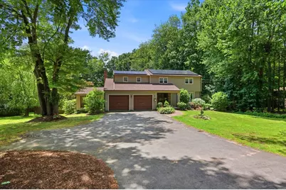 431 Prospect St, East Longmeadow, MA 01028 - Photo 2