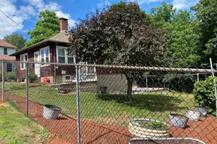 10 Indiana Ct, Newton, MA 02464 - Photo 2