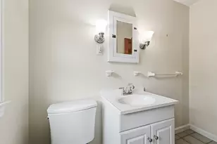 14 Duggan Cir, Springfield, MA 01119 - Photo 26