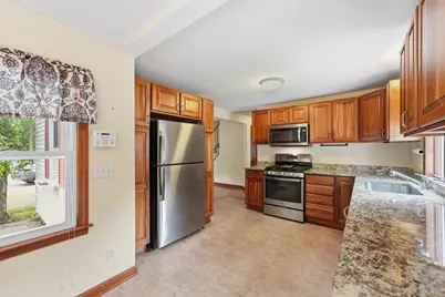14 Duggan Circle, Springfield, MA 01119 - Photo 4