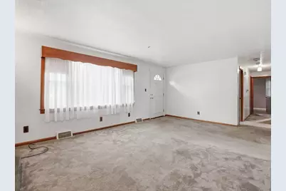 48 Pinedale Ave, Billerica, MA 01821 - Photo 12