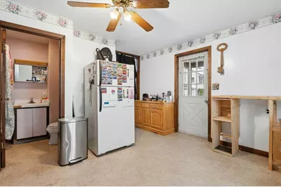 180 Lincoln St, Blackstone, MA 01504 - Photo 32