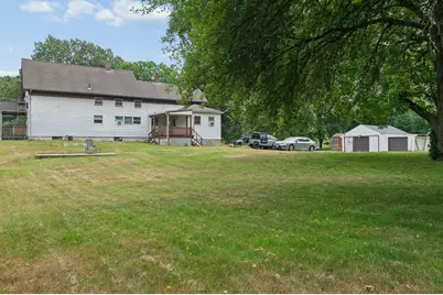 180 Lincoln St, Blackstone, MA 01504 - Photo 1
