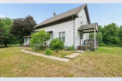 180 Lincoln St, Blackstone, MA 01504 - Photo 4
