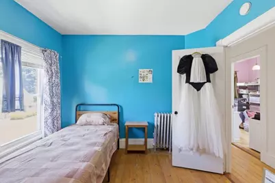 382 Pleasant St., Holyoke, MA 01040 - Photo 18