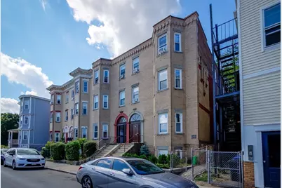 9 Forbes St, Boston, MA 02130 - Photo 4