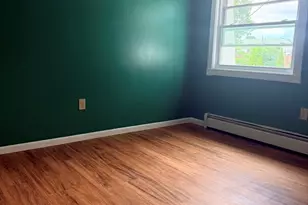 352 Plain St, Lowell, MA 01852 - Photo 10
