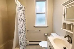 64 White Pl, Brookline, MA 02445 - Photo 8