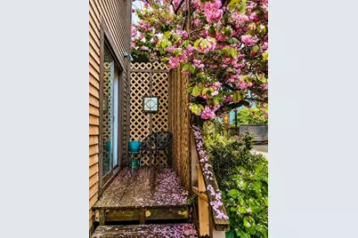 64 White Pl #1, Brookline, MA 02445 - Photo 10