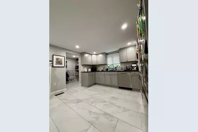 74 Seminole Ave, Waltham, MA 02451 - Photo 12
