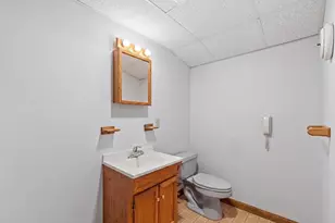 386 Sherbert Rd, Ashburnham, MA 01430 - Photo 10