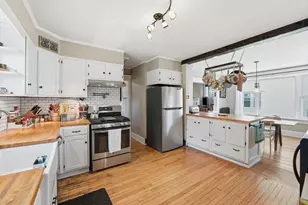 24 Thomas Ave, Holyoke, MA 01040 - Photo 12