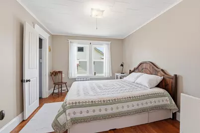 24 Thomas Ave, Holyoke, MA 01040 - Photo 28