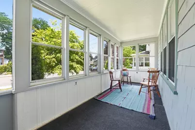 24 Thomas Ave, Holyoke, MA 01040 - Photo 4