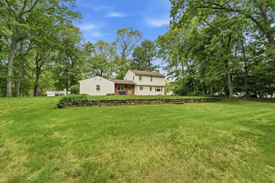17 Raymond Dr, Wilbraham, MA 01095 - Photo 4