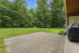 17 Raymond Dr, Wilbraham, MA 01095 - Photo 38