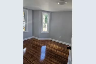 32 Shores #1, Taunton, MA 02780 - Photo 4