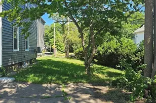 32 Shores, Taunton, MA 02780 - Photo 8