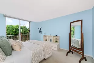 99 Pond Ave, Brookline, MA 02445 - Photo 6