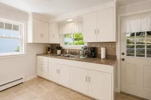 34 Lake Sargent Dr, Leicester, MA 01524 - Photo 8