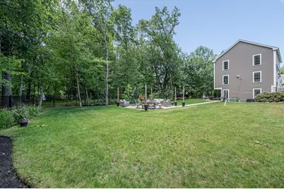 103 Meadow Creek Dr, Dracut, MA 01826 - Photo 40